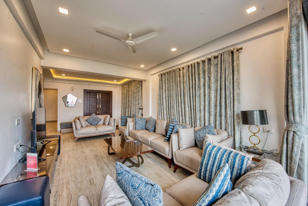 Luxurious 5 Bedrooms Villa in Panchgani - Contemporary Villa