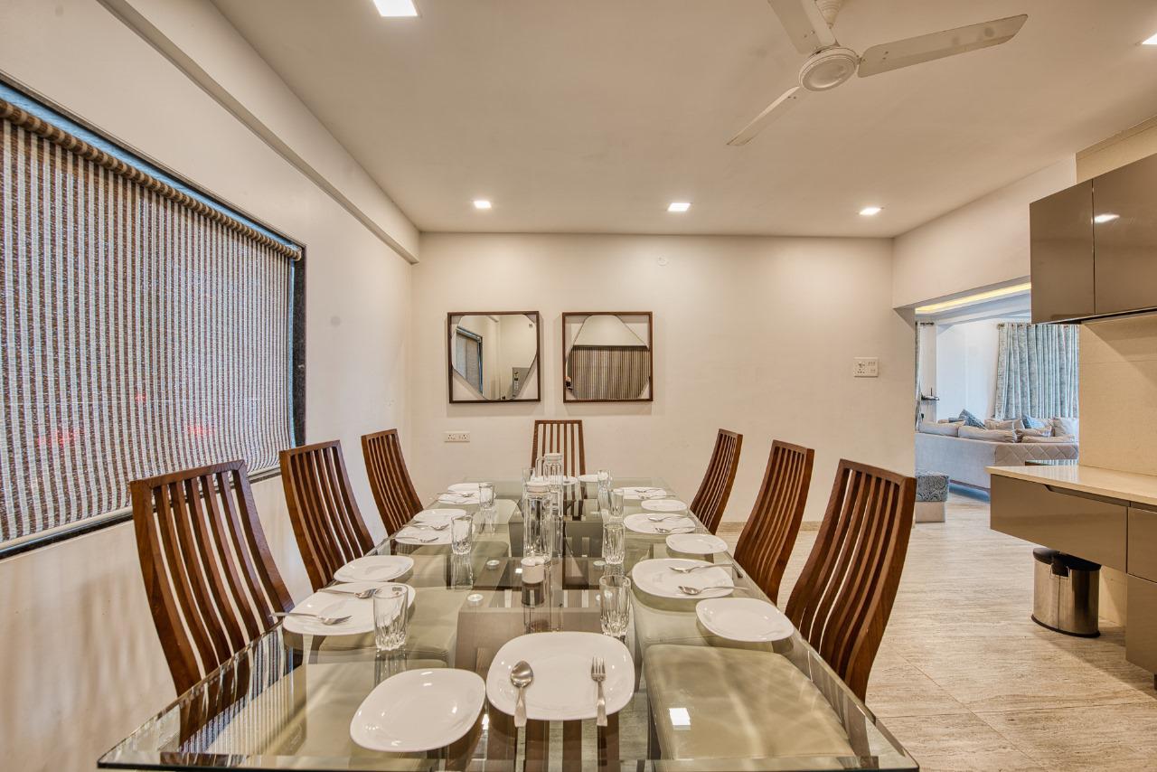 Luxurious 5 Bedrooms Arlington Contemporary Villa in Panchgani