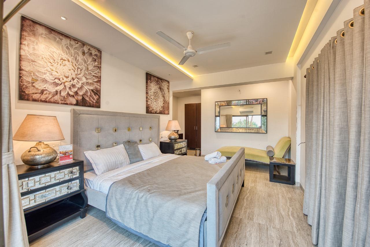 Luxurious 5 Bedrooms Arlington Contemporary Villa in Panchgani